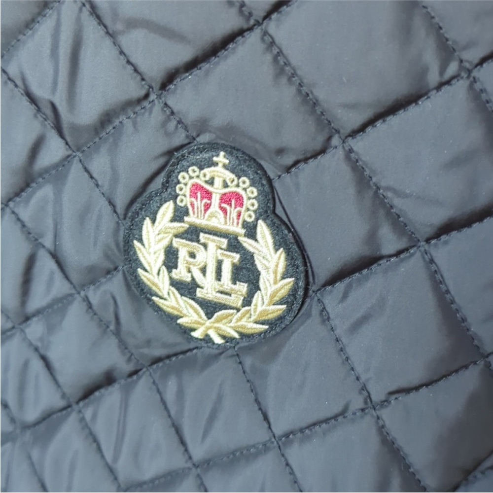 Ralph Lauren Crest Patch Quilted Vest - Picture 3 of 9